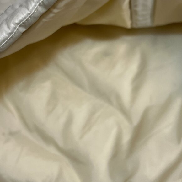 The North Face 550 Down Puffer Vest Womens Large White Goose Fill Winter Jacket - Picture 10 of 10